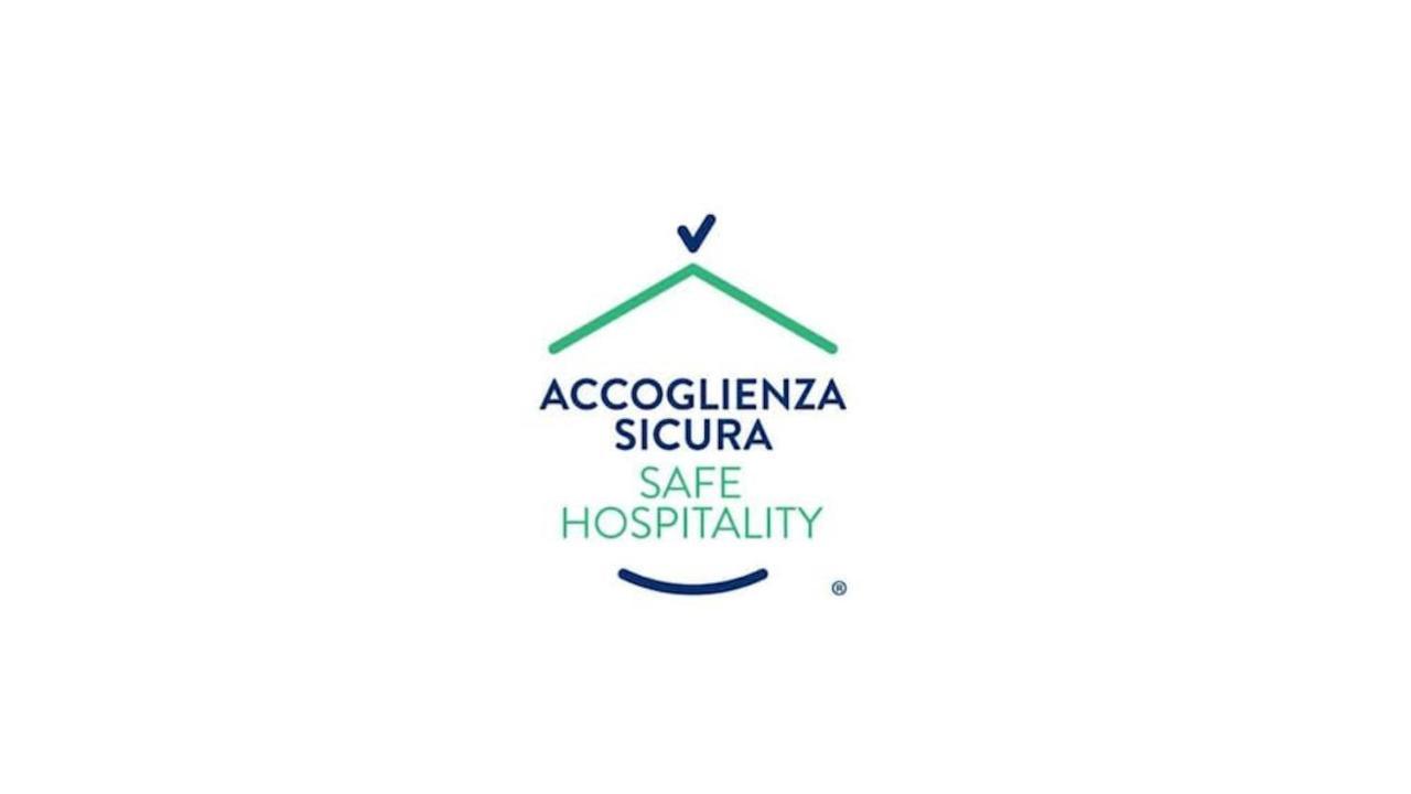 Aiello Suites Milan Bagian luar foto