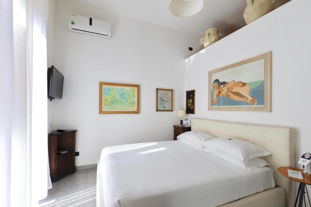 Aiello Suites Milan Bagian luar foto