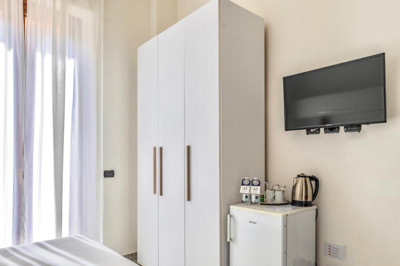 Aiello Suites Milan Bagian luar foto