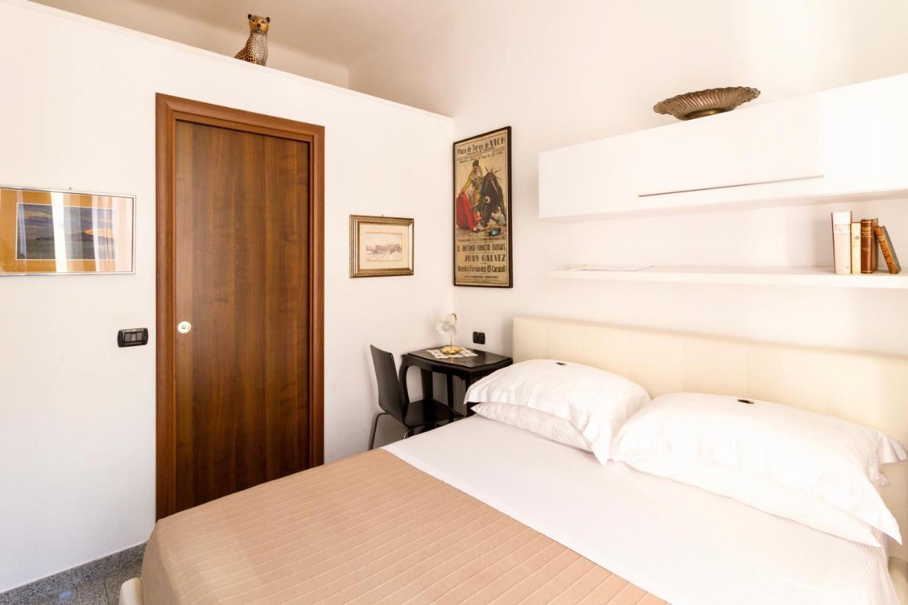 Aiello Suites Milan Bagian luar foto